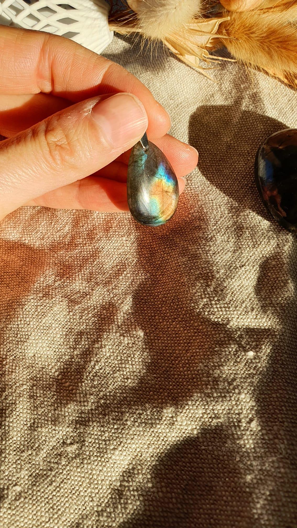 Pendentifs en Labradorite – Image 2